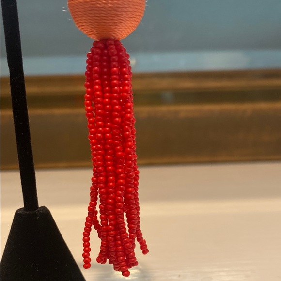 Elegant Coral and Red Tassel Earrings - Picture 3 of 4